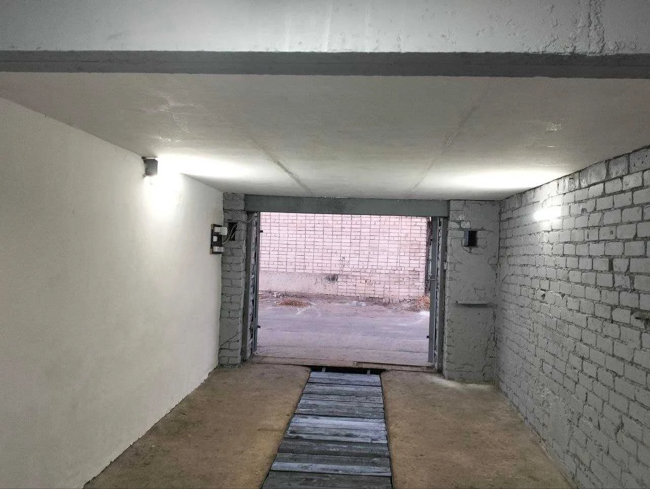 For sale: Large garage in GK Planer 7.5 x 3.5 meters