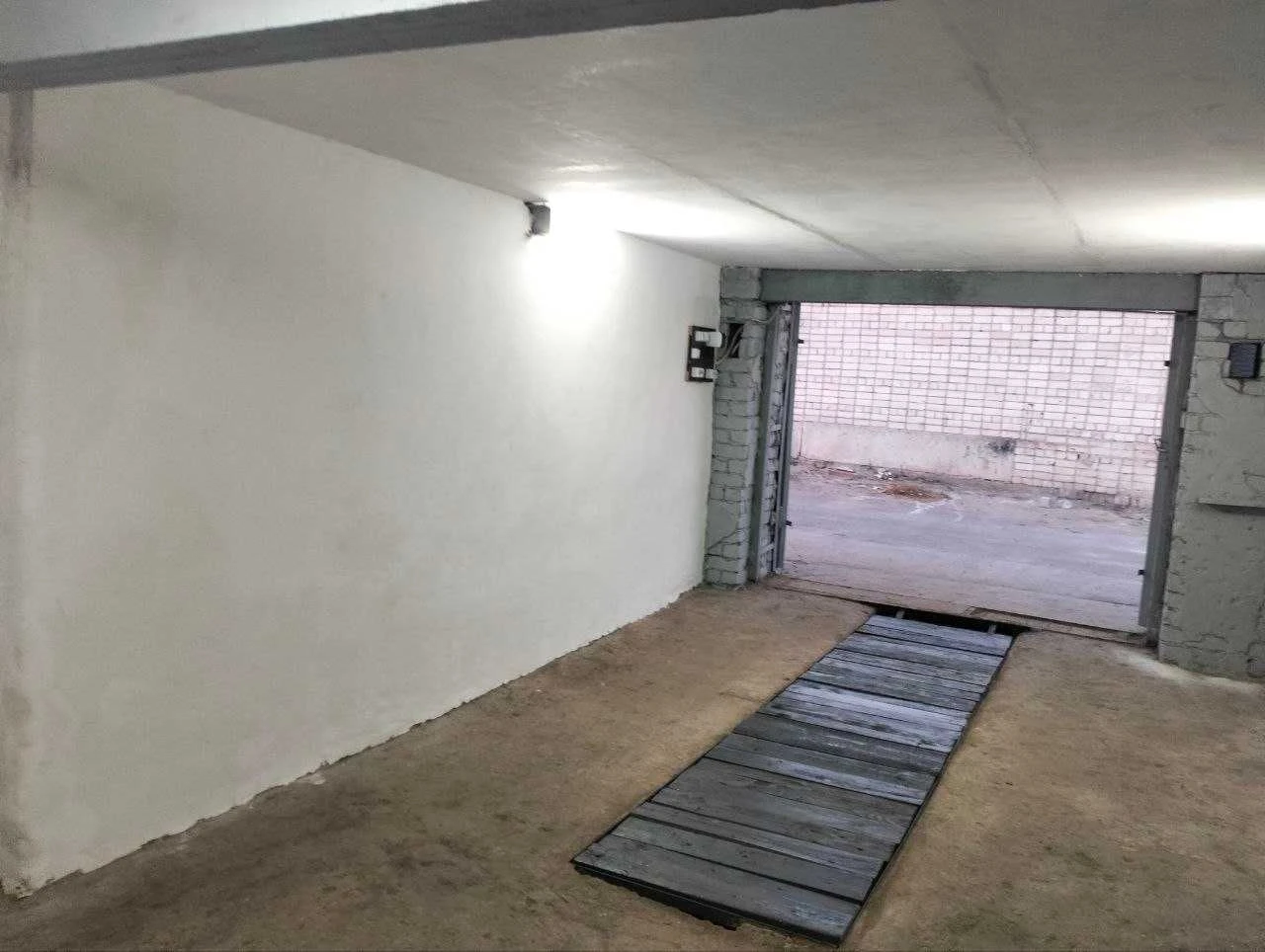 For sale: Large garage in GK Planer 7.5 x 3.5 meters