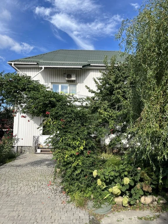 Sale of two houses in Bаклажанна 12 acres, facade