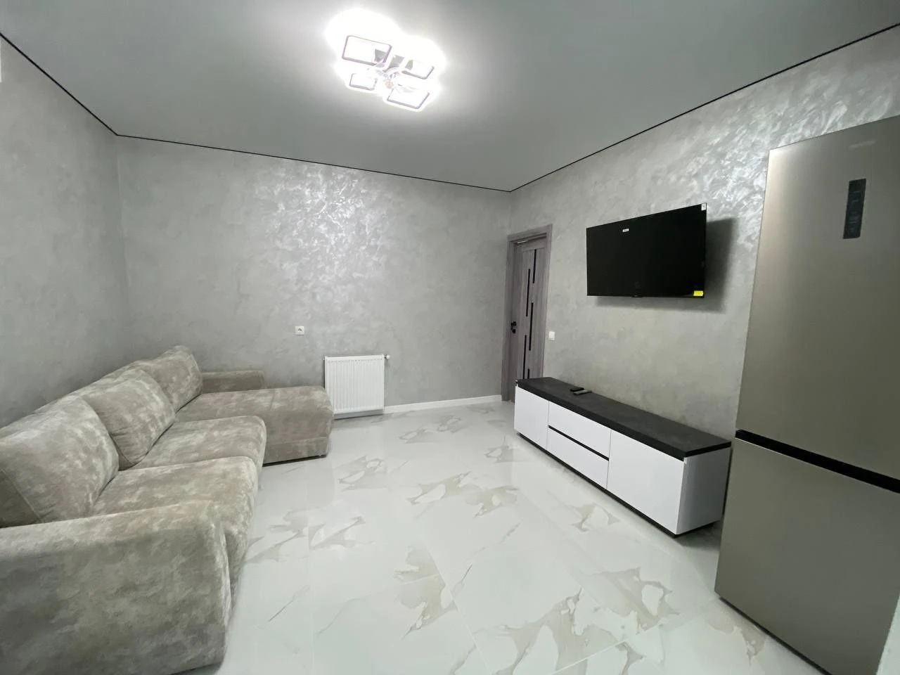 Sale of a modern 1.5-room apartment with an area of 47 m² at address