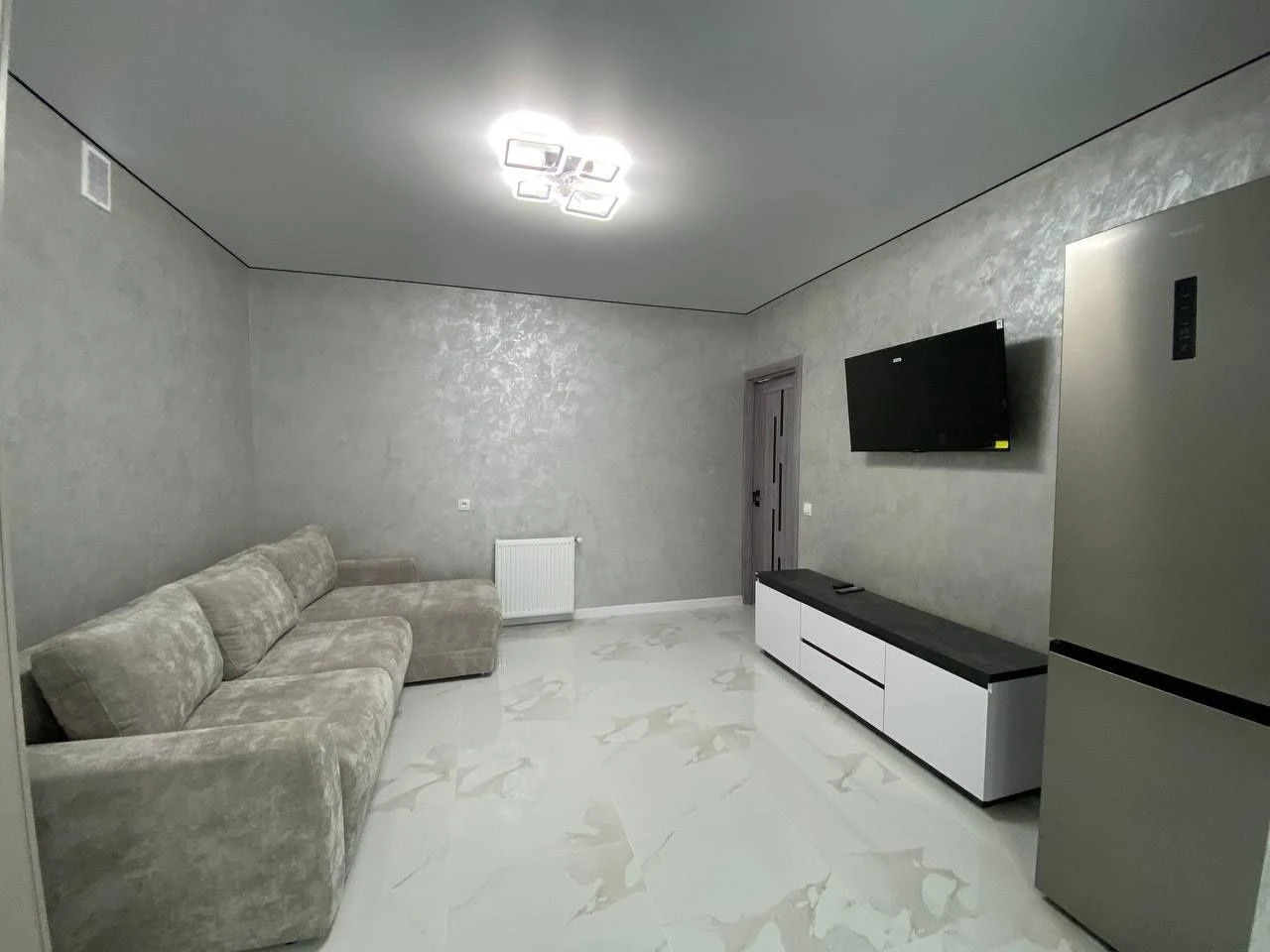 Sale of a modern 1.5-room apartment with an area of 47 m² at address