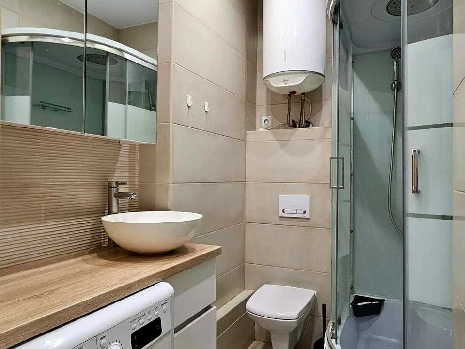 Apartment. Prospekt Sobornosti, Kyiv