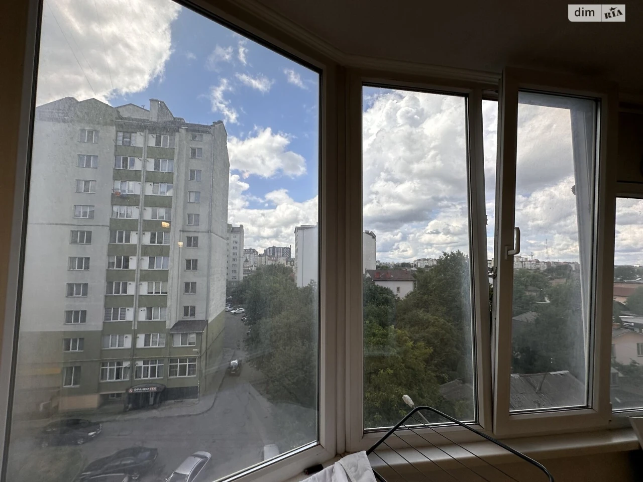 Продаж Квартира Брати