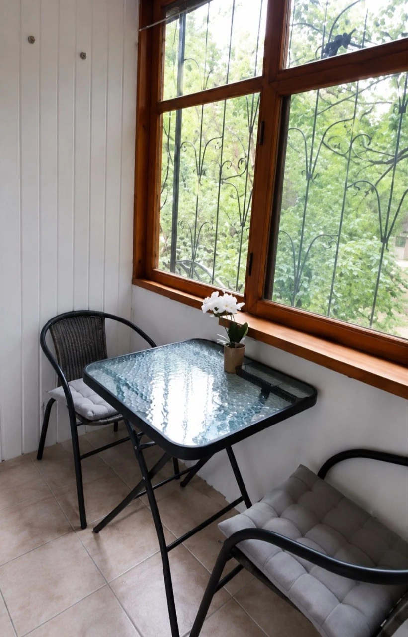 Sale of a 3-room apartment. Oleksiyivka. Certificate.