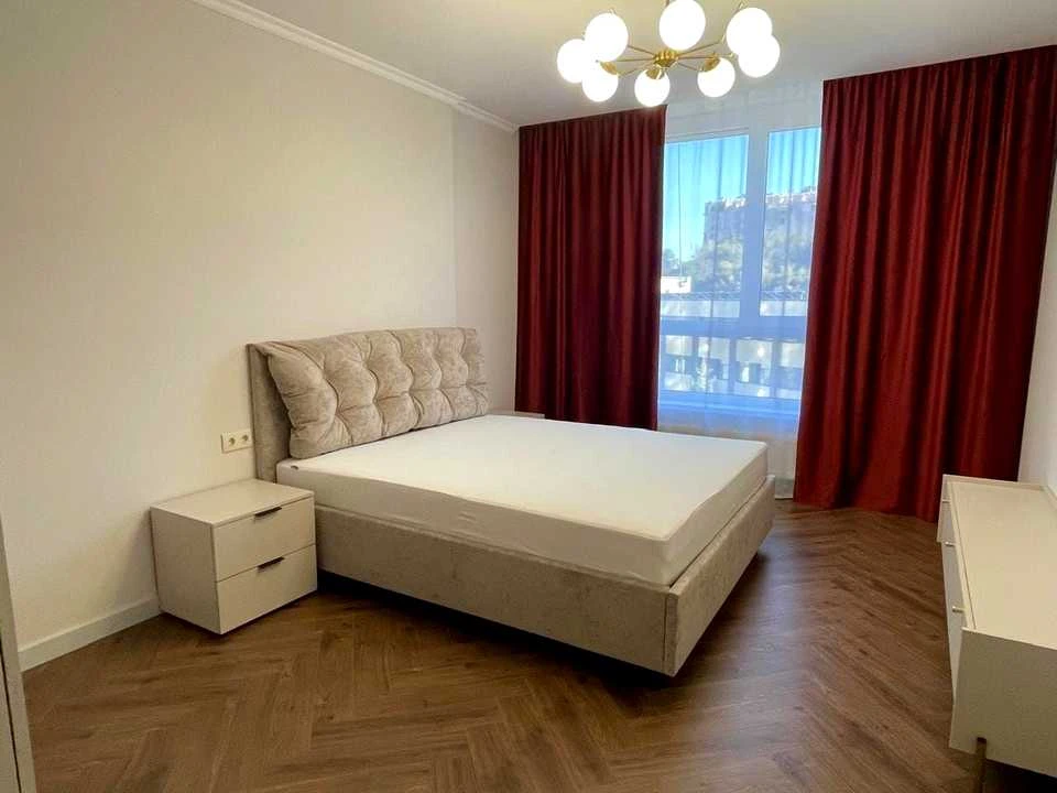 Квартира. Київ, Глибочицька вул.