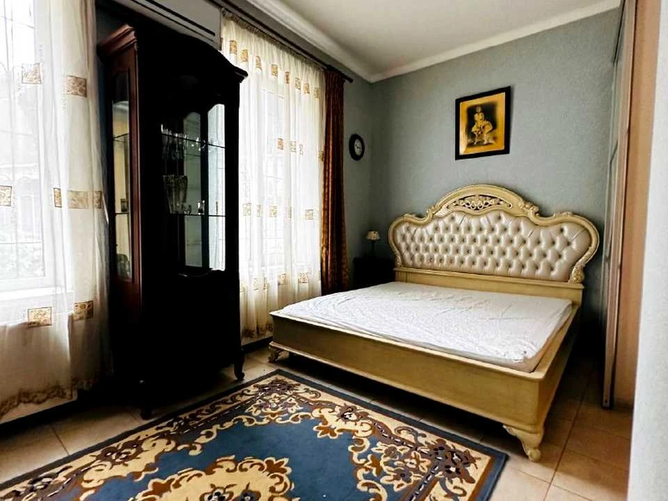 House. Vorontsovsky Lane, Odesa