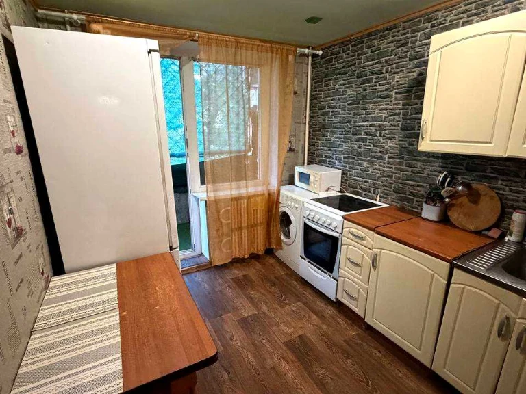 Apartment. Dnipro, Topolina str.