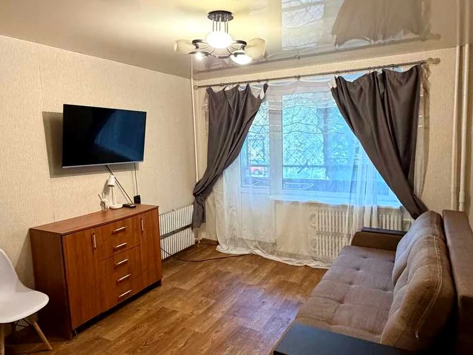Apartment. Dnipro, Topolina str.