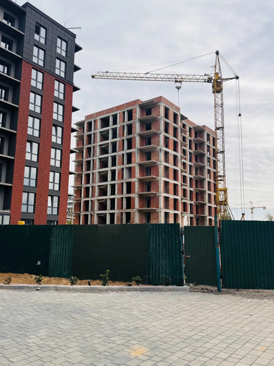 Продажа 5 квартир в West Towers Ужгород