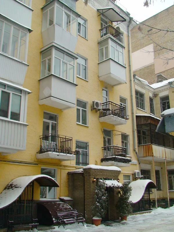Сдается 2-комнатная квартира 56 м², Иван Мазепы ул., 14