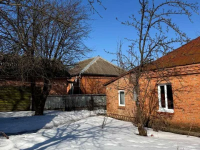 Будинок. Хмельницький, Героїв Крут вул. (Комунарів)