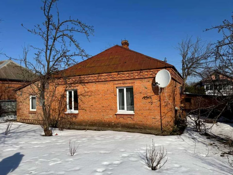 Будинок. Хмельницький, Героїв Крут вул. (Комунарів)
