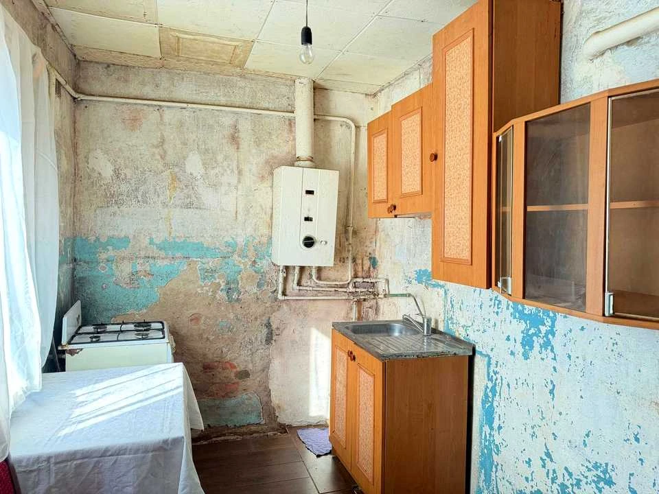 Будинок. Хмельницький, Героїв Крут вул. (Комунарів)