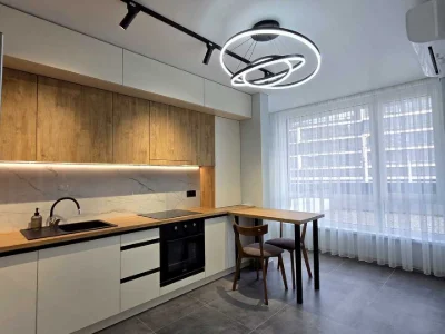Apartment. Ivano-Frankivsk, Pysdenny Bulvar