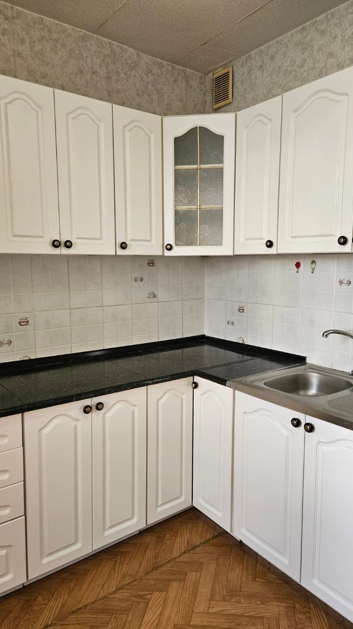 Оренда 1-кімнатної квартири 45 м², Михайла Гришка вул., 10