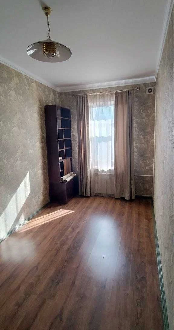 2К квартира в центрі Києва | Мала Житомирська, 15