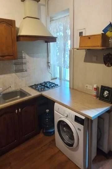 2К квартира в центрі Києва | Мала Житомирська, 15