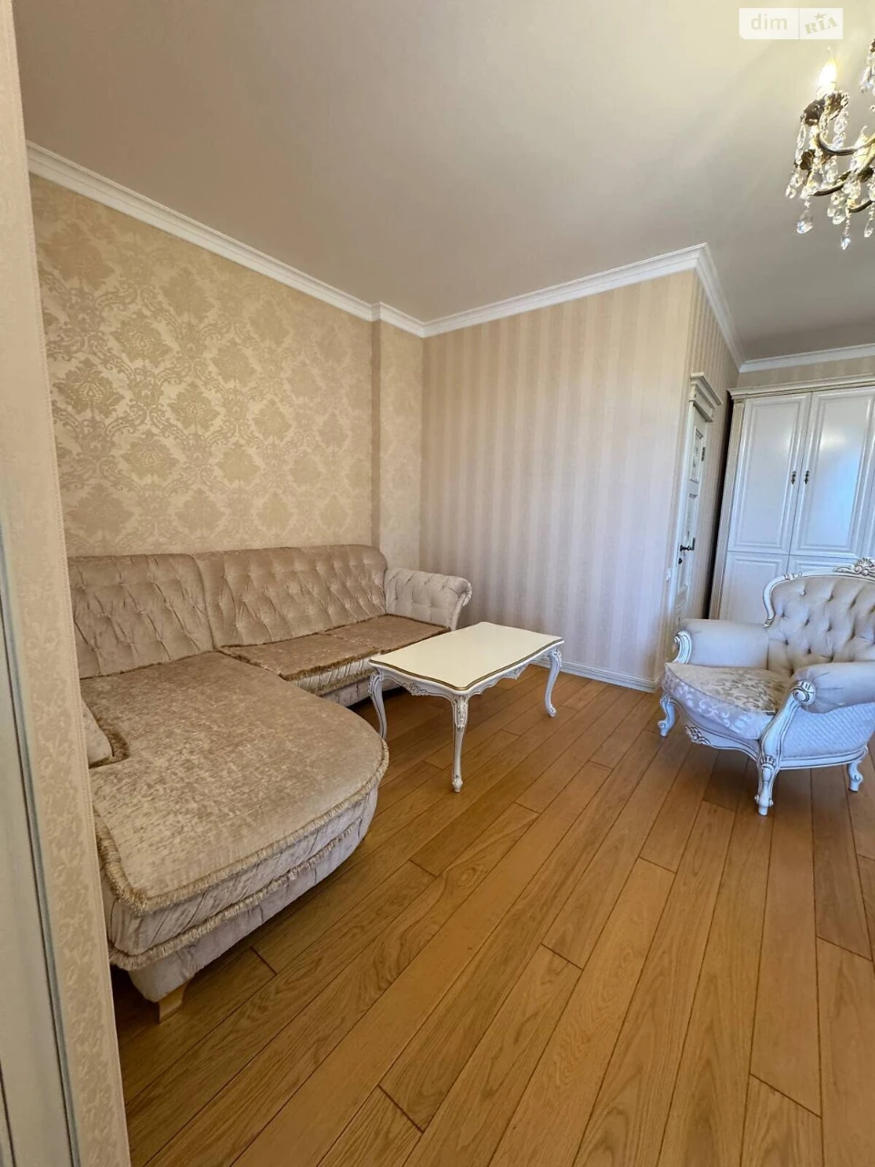 Продажа квартир Приморский.