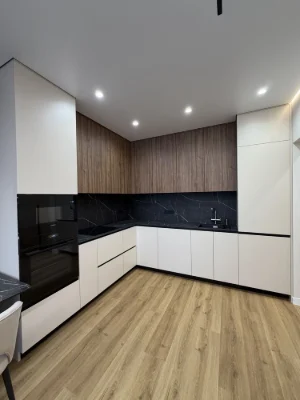 Selling a 3-bedroom apartment in ЖК Нова Англія 61 sq.m.