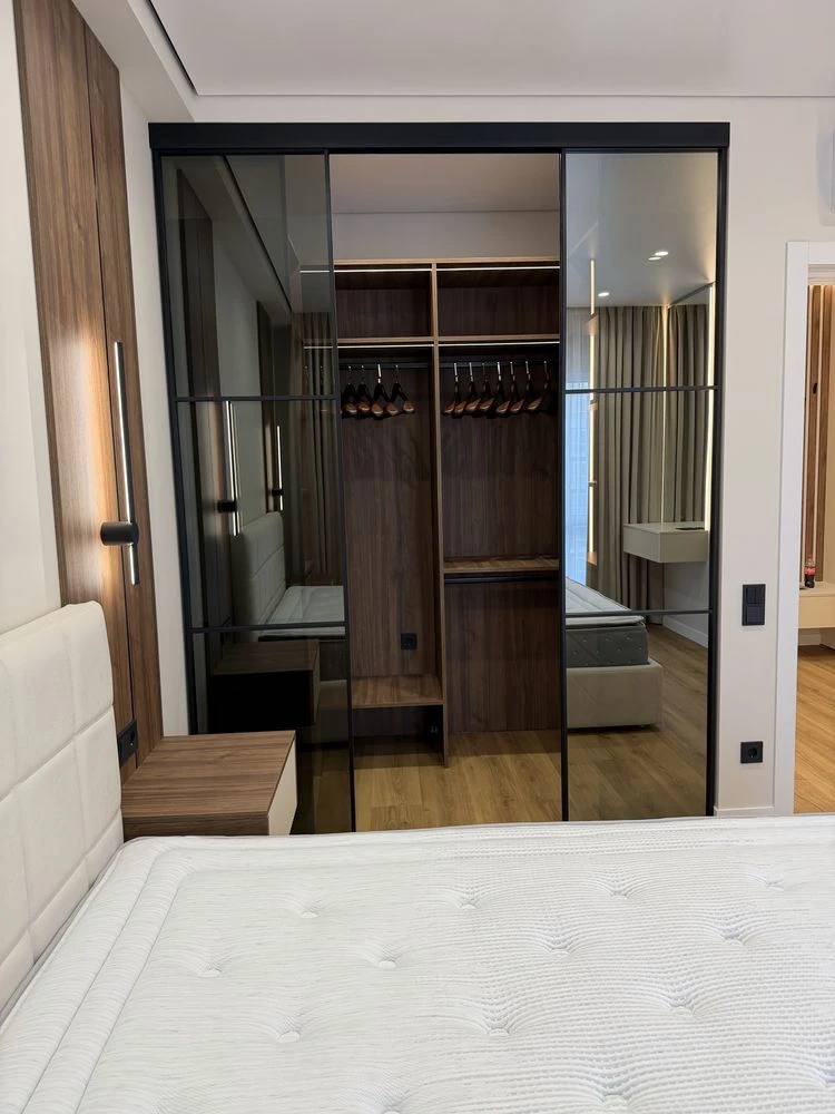 Selling a 3-bedroom apartment in ЖК Нова Англія 61 sq.m.