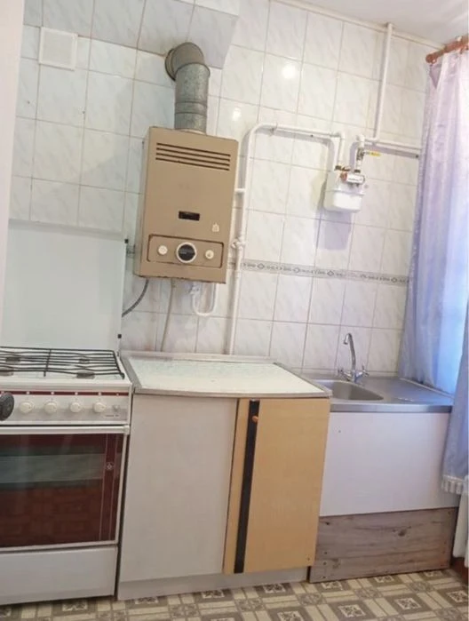 I will sell a 3-room apartment