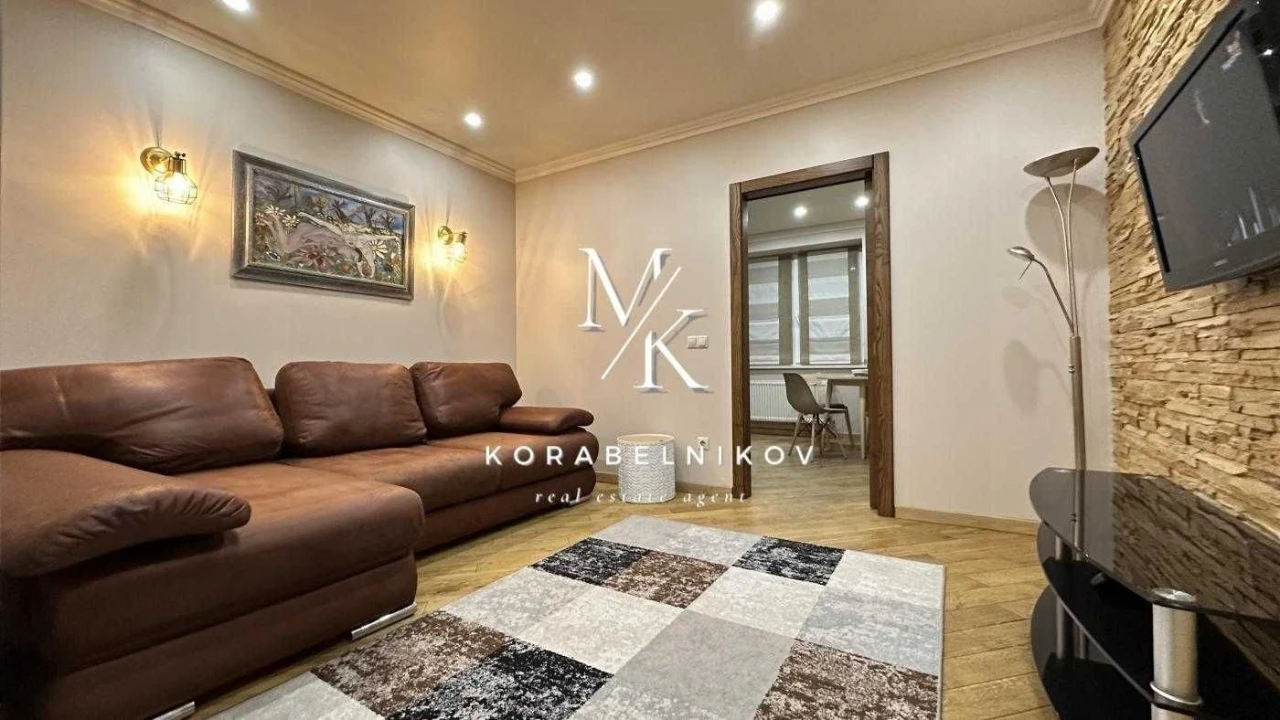 Sale of a 2-bedroom apartment, Chokolivsky Bulvar, 42 a, house with generator