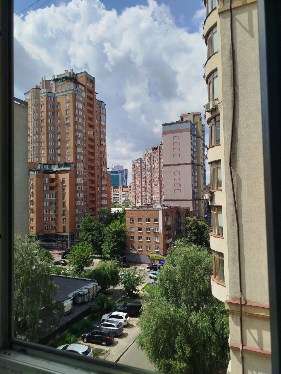Вул. Річкова 4, 2к квартира у преміальному ЖК «Камертон