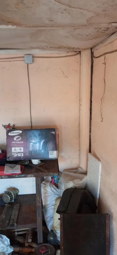 For Sale: Solid Garage
