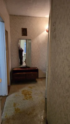 Selling 1-bedroom apartment on Bolshaya Morskaya Street.