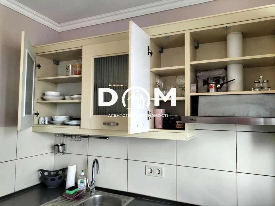 Apartment. Metropolitan Vasyl Lipkivsky Street, Kyiv