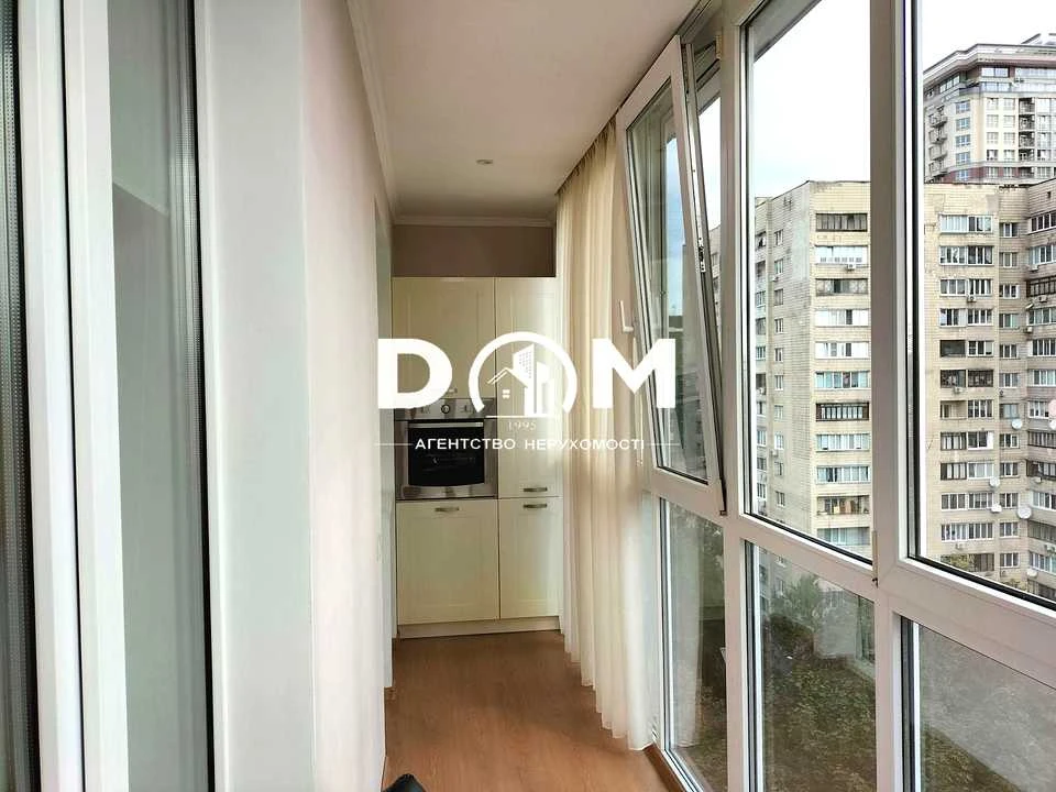 Apartment. Metropolitan Vasyl Lipkivsky Street, Kyiv