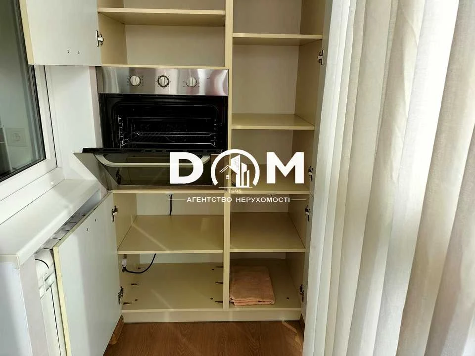 Apartment. Metropolitan Vasyl Lipkivsky Street, Kyiv
