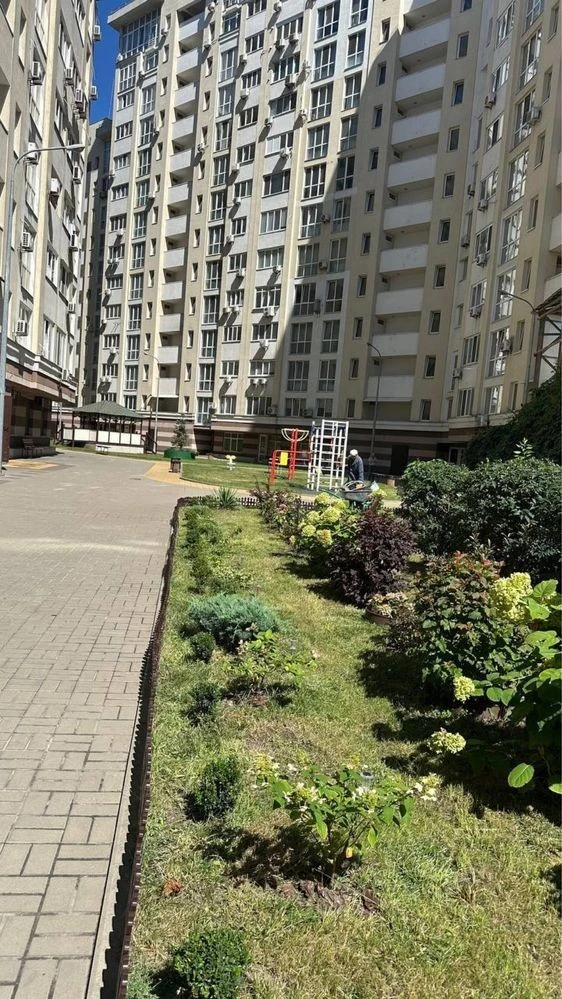 Продам укомплектовану квартиру Жк Глорія Парк м. Нивки