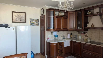 Продам 3-кімнатну квартиру на Осокорках. Дніпровська набереж