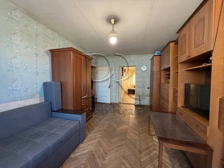 Three-bedroom apartment in the Center, Olympiysk district | Fedorov Street