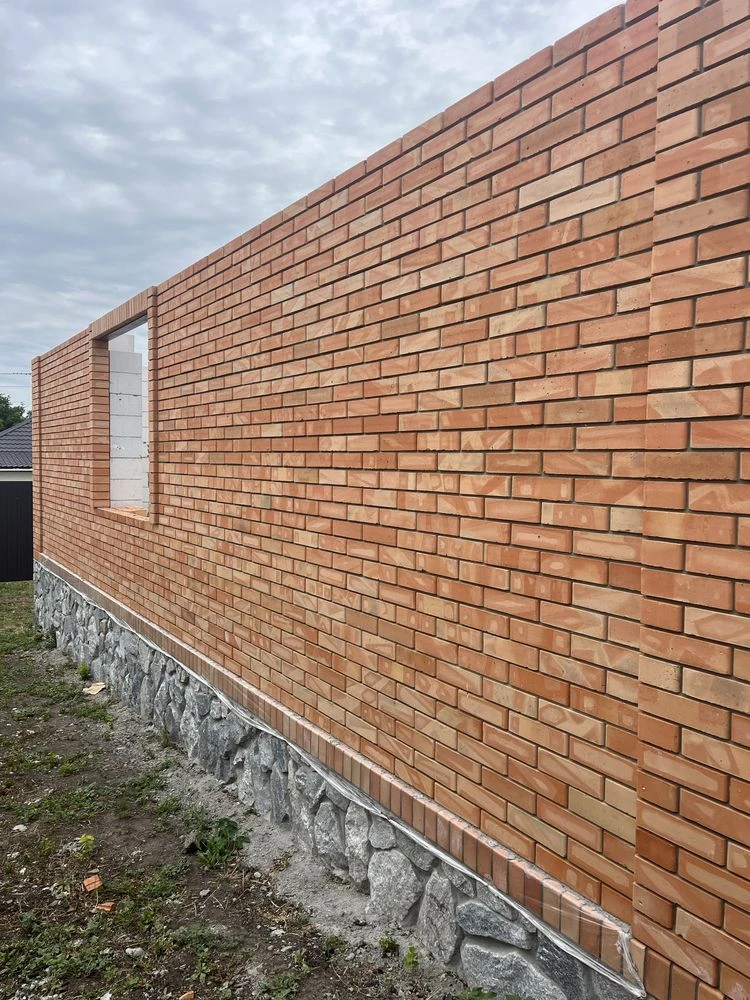 Продаж будинку ( період будівництва ) Біля парку Перемоги
