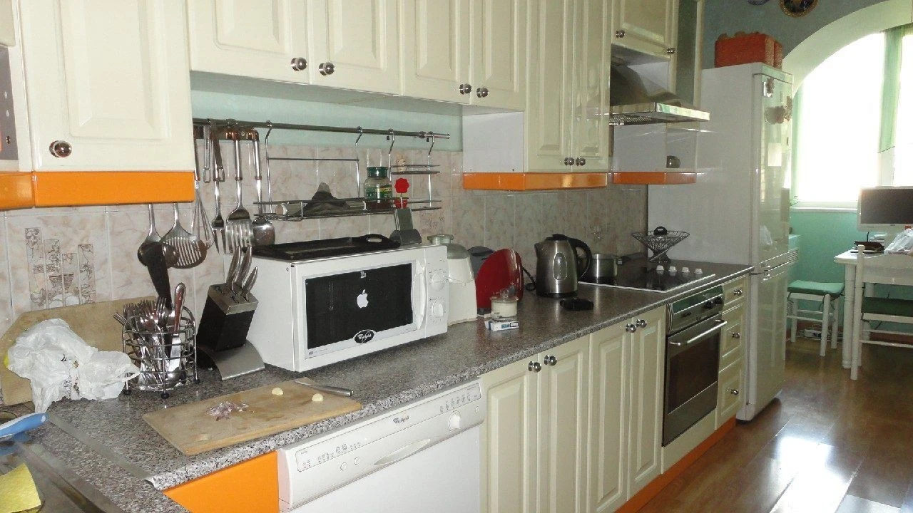 Rent 2-room apartment at Antonovich 162.