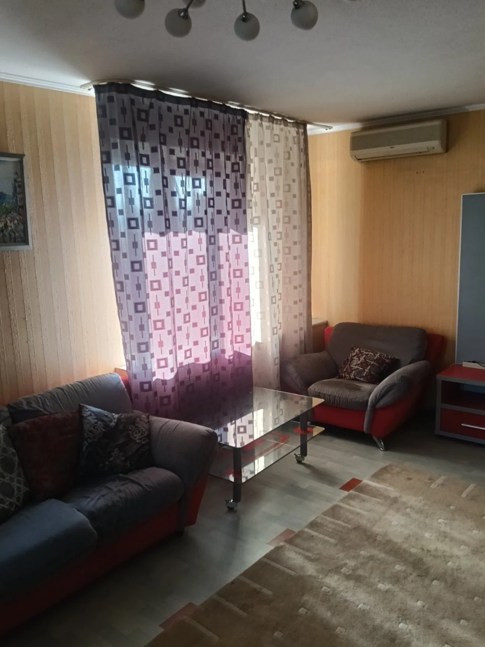 Rent 2-room apartment at Antonovich 162.