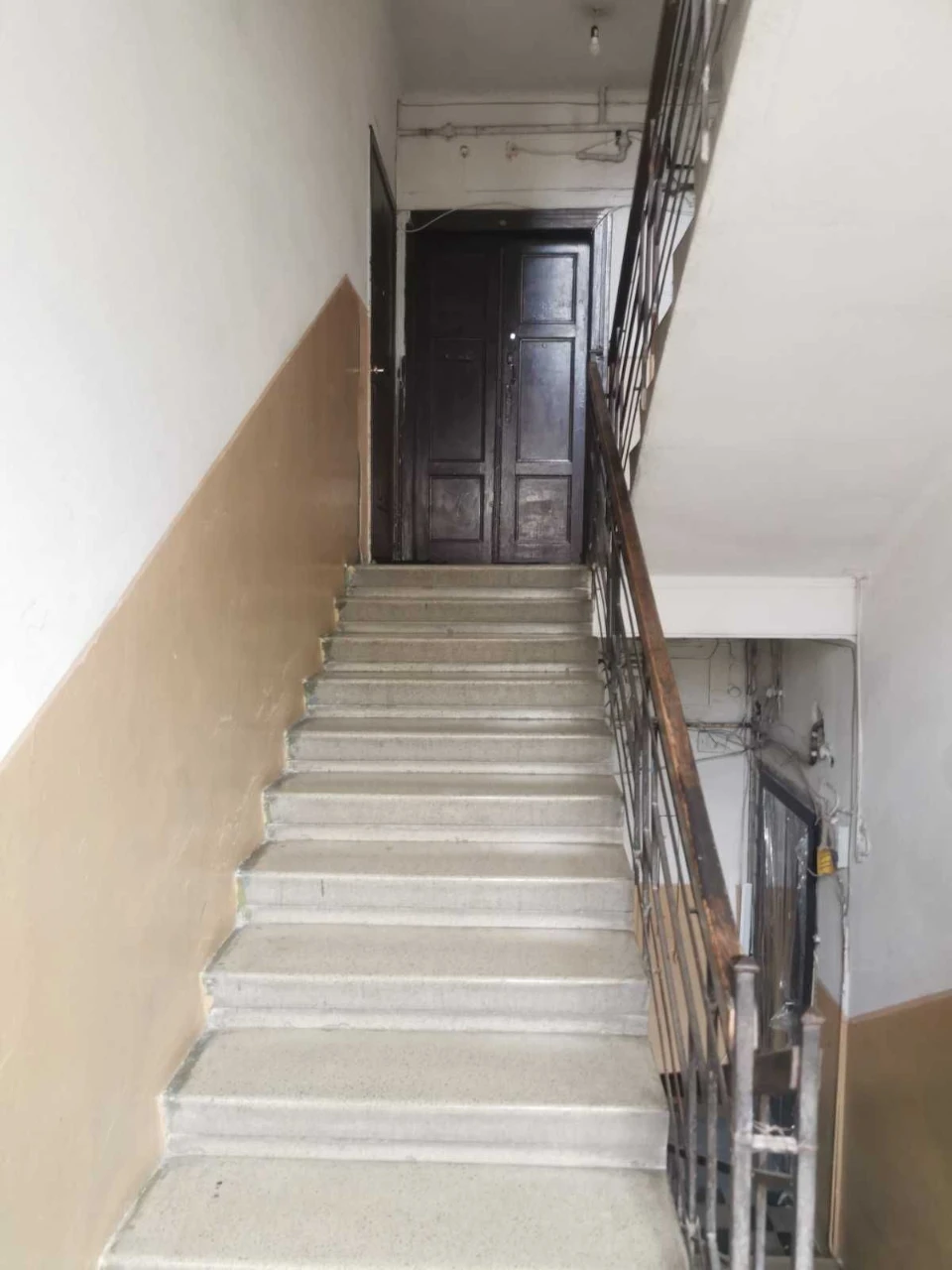 Sale of a 2-room apartment on Vitovskogo Street