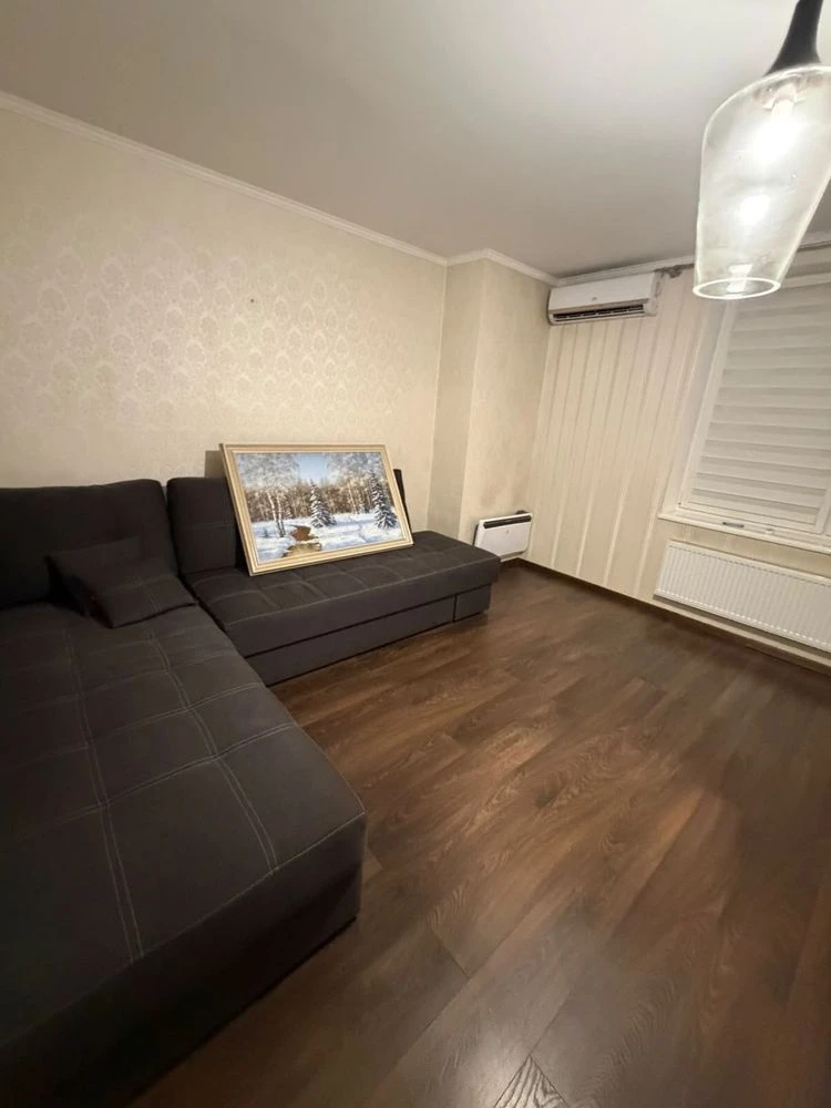 No commission! Sale of 2-bedroom apartment 98 sq m, Zhytomyr metro, 7 min walk