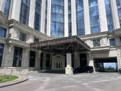 4-кімнатна квартира 308 м² в ЖК Diamond Hill, Івана Мазепи 11Б