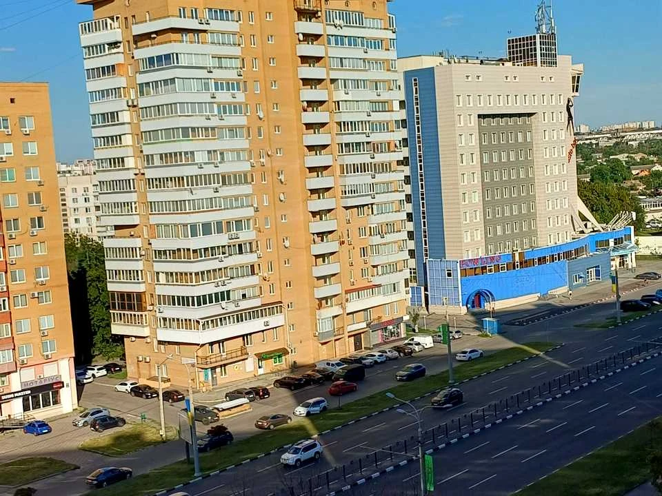 Apartment. Kharkiv, Aerokosmichny Ave. (Gagarina)