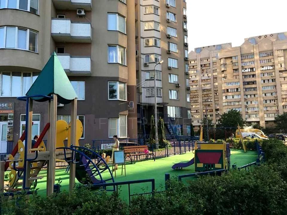 Квартира. Київ, Миколи Бажана просп.