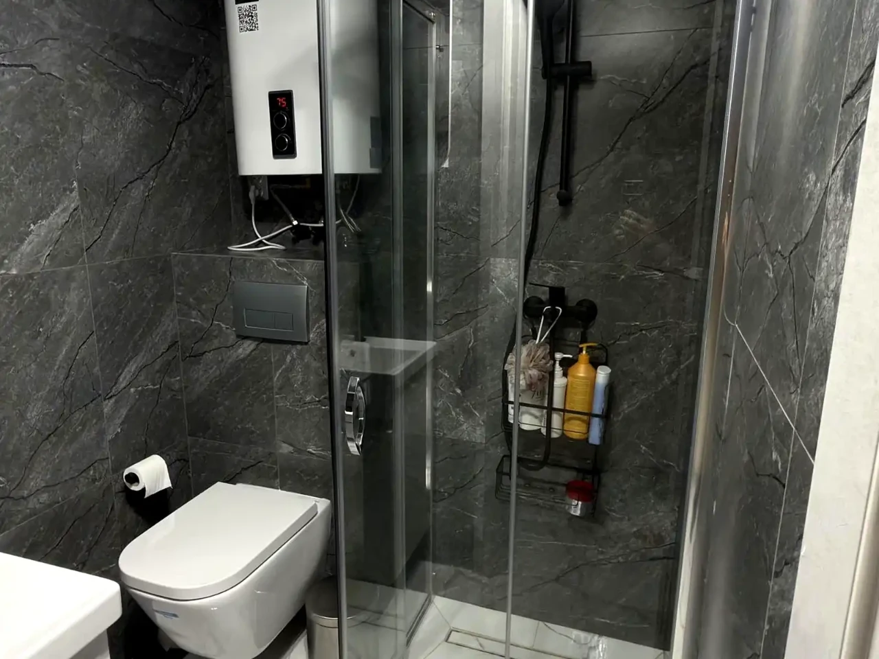 Оренда квартири 1-кімн. 32 м² 1/9 пов.