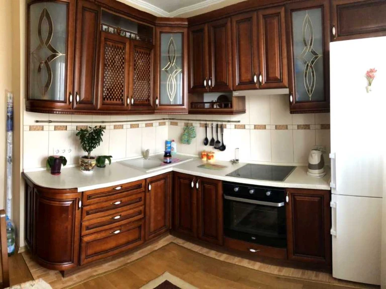 Apartment. Kyiv, Kharkiv Avenue