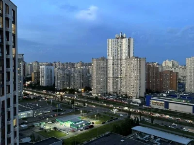 Квартира. Киев, Днепровская набережная ул.