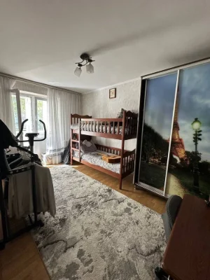 Sale of a 2-bedroom apartment on Mykolychuka Street