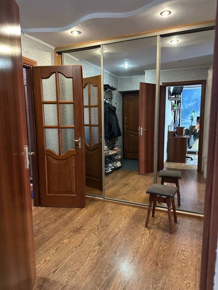 Sale of a 2-bedroom apartment on Mykolychuka Street