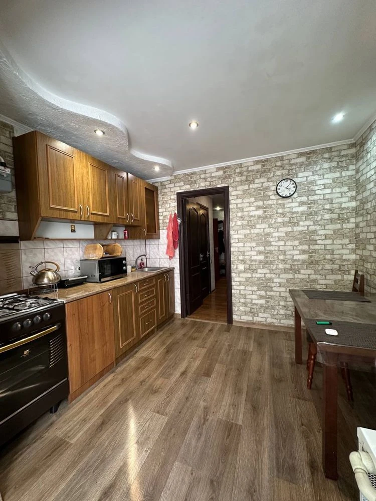 Sale of a 2-bedroom apartment on Mykolychuka Street