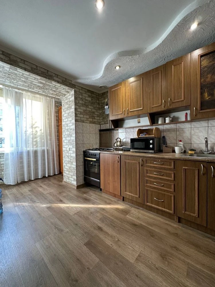 Sale of a 2-bedroom apartment on Mykolychuka Street